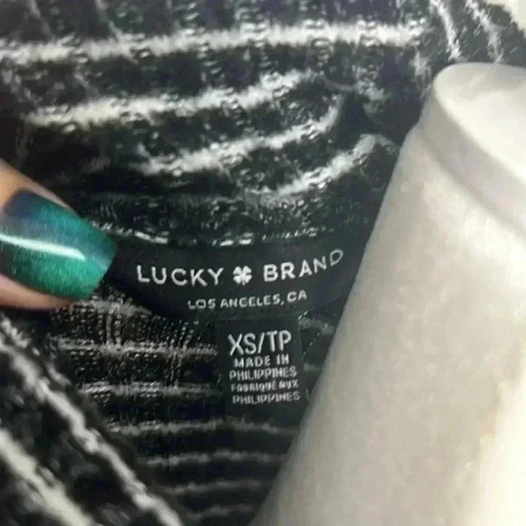 Lucky Brand Bonne Chance Cowl Neck Striped Sweater Size XS Black & White - Picture 4 of 9